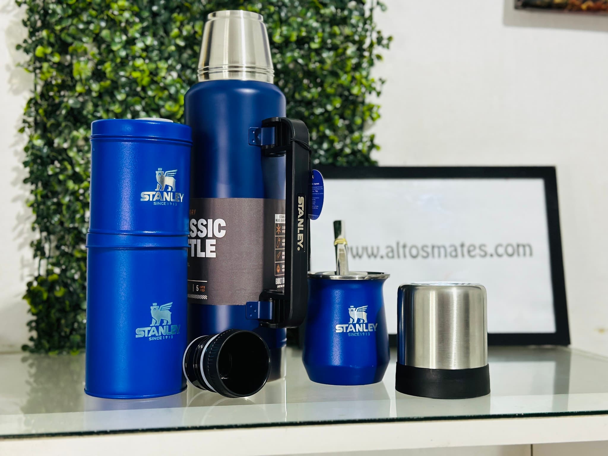 Altos Mates cover